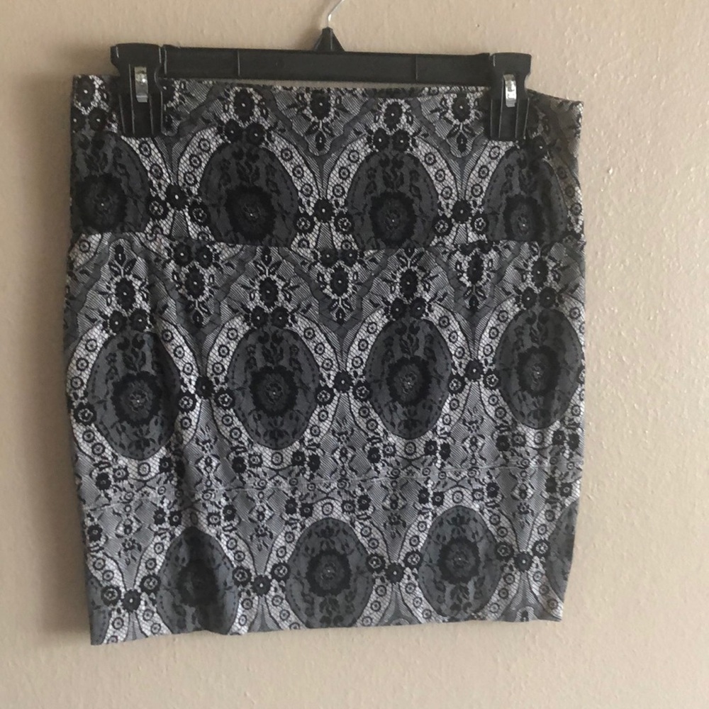 SOLD Heart & Hips Mini Skirt size L